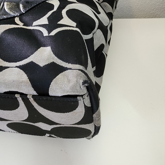 Coach Laura Signature Tote - Picture 2 of 13